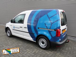 Reclame busje met wrap. Fullcollour en snijtekst VW Caddy.